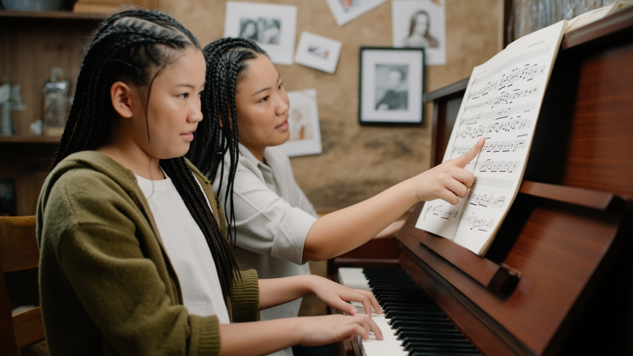 kling 20251103 image reference indonesian 2232 0 (1)